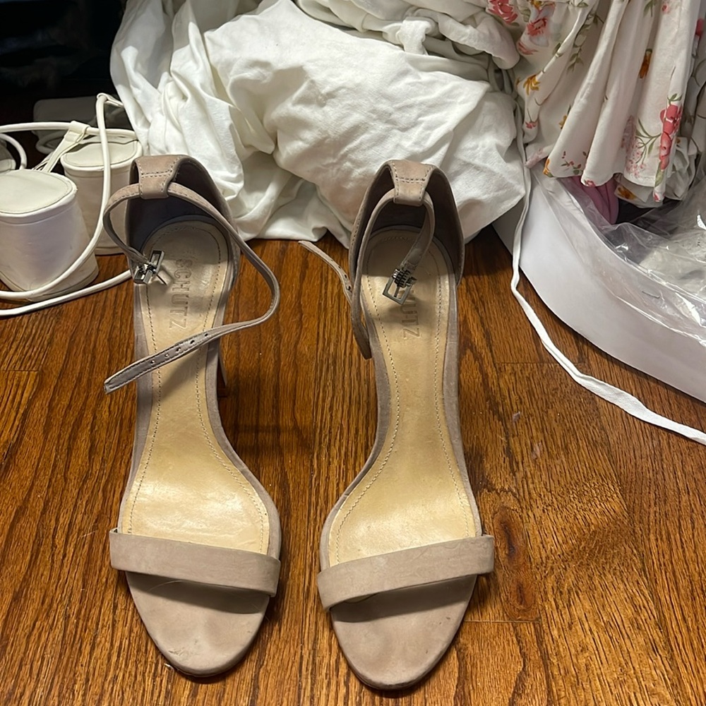 Schultz Nude Heels